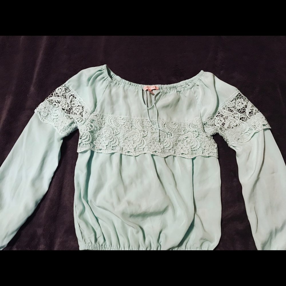 Celebrity Pink Girls peasant blouse